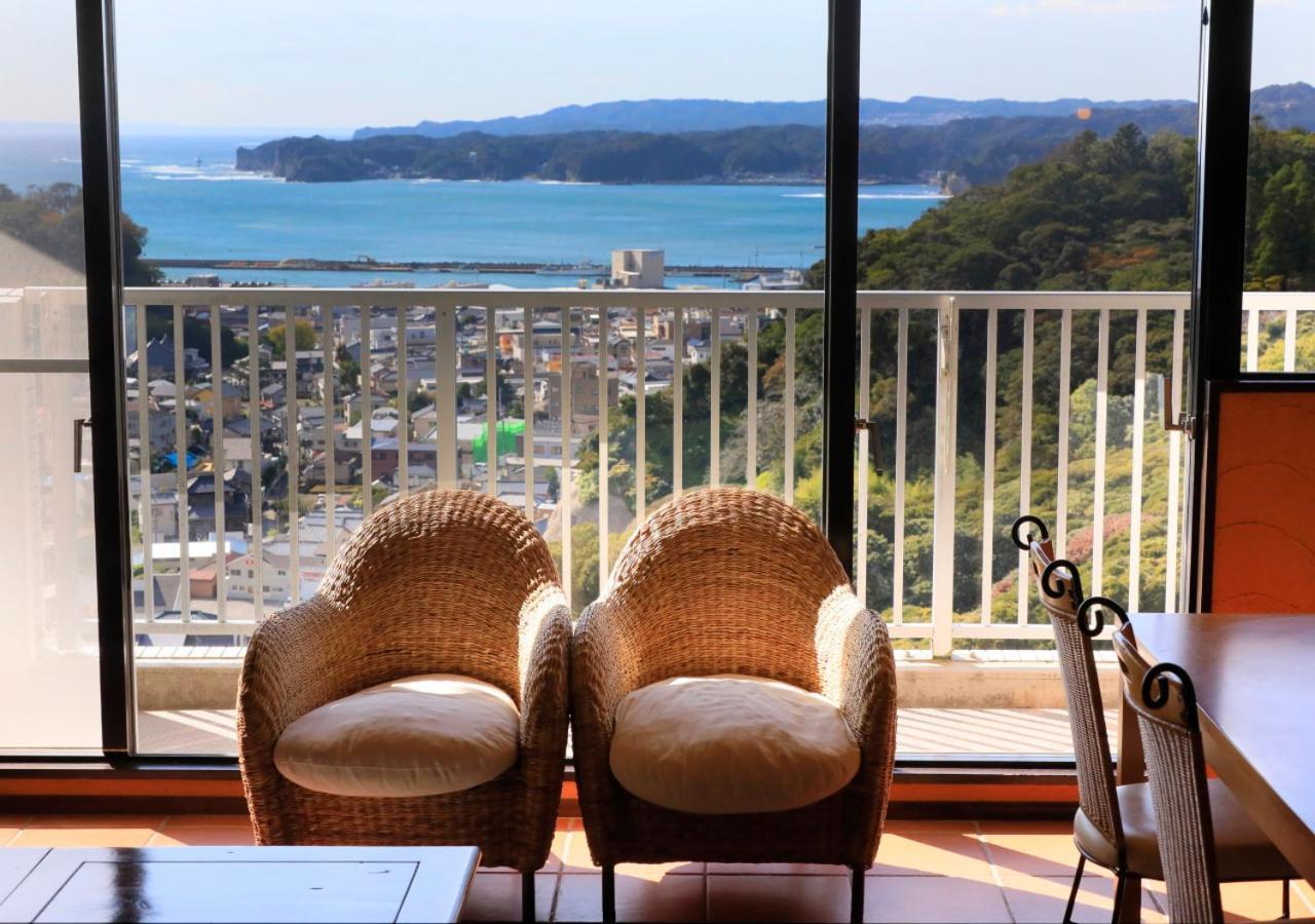 Katsuura Hilltop Hotel & Residence Eksteriør bilde